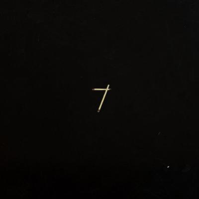 7 (Plak)